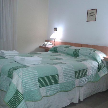 Iberia Hotel Olascoaga Neuquén المظهر الخارجي الصورة