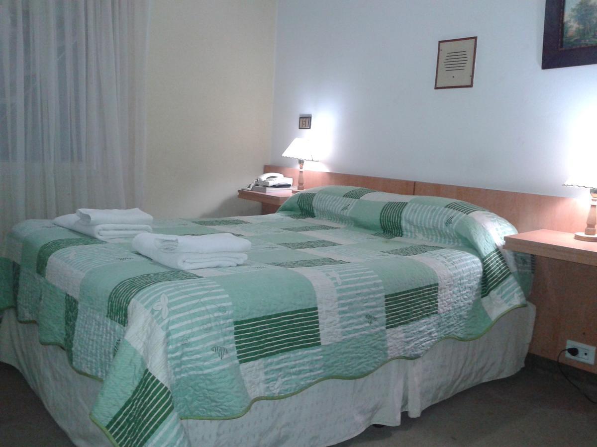 Iberia Hotel Olascoaga Neuquén المظهر الخارجي الصورة