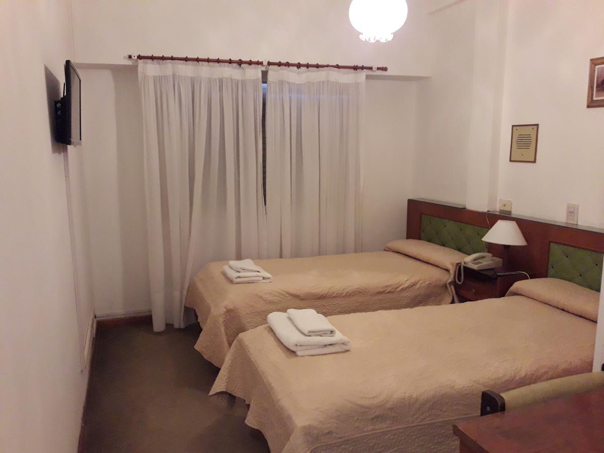 Iberia Hotel Olascoaga Neuquén المظهر الخارجي الصورة